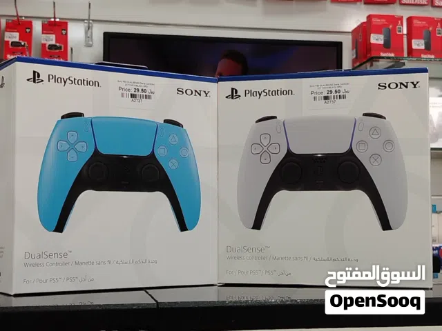 Brand New PS5 Wireless Controller in Oman  Adaptive triggers  1 Year Warranty