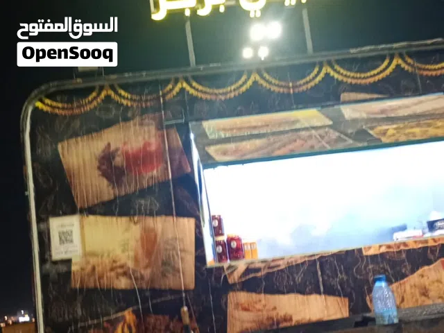للبيع تراك فوت مستعمل مع المعدات والجنريتر