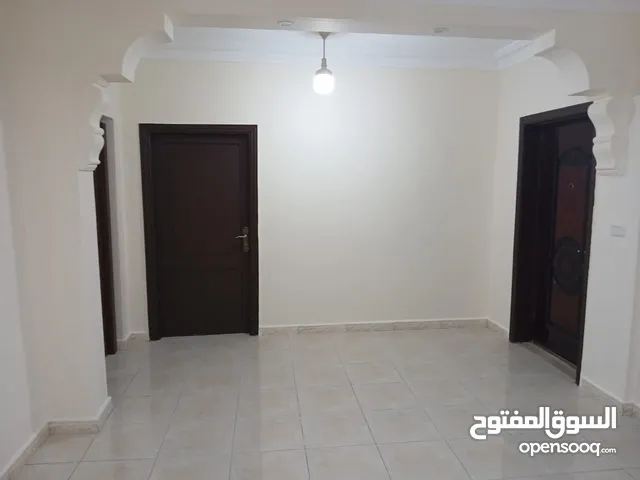 135 m2 3 Bedrooms Apartments for Sale in Zarqa Daheit Makka Al-Mokarameh