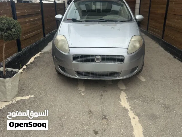 فيات بونتو 2009 للبيع