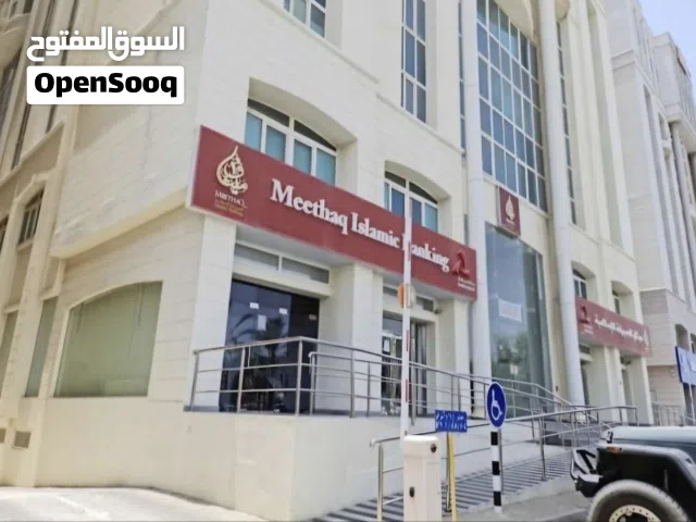 غرفه مميزه للايجار بالغبره مقابل الافينوز مول وبجوار فندق رامادا ومستشفي استر  بمكان متميز