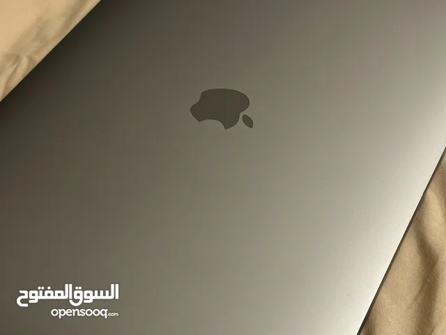 MacBook Pro 15’ i7 2017 250gb 16gb ram with Touch Bar