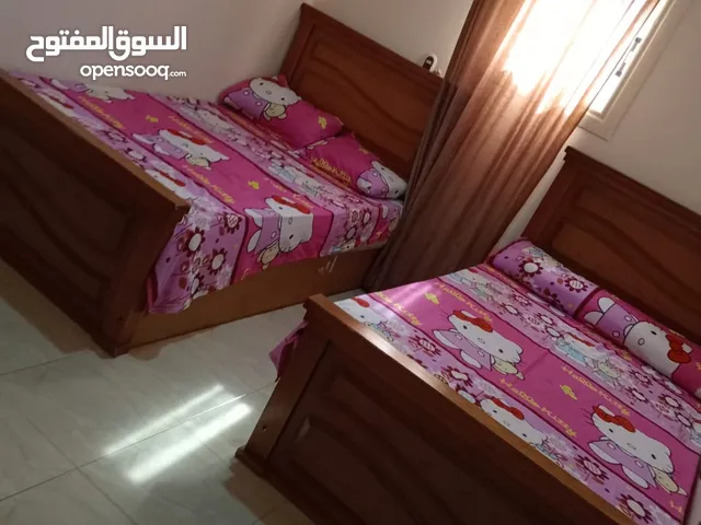 فى اجمل وارقي الأماكن فى قلب مطروح قريب للبحر بجوار جميع الخدمات متاح وحدات تانية