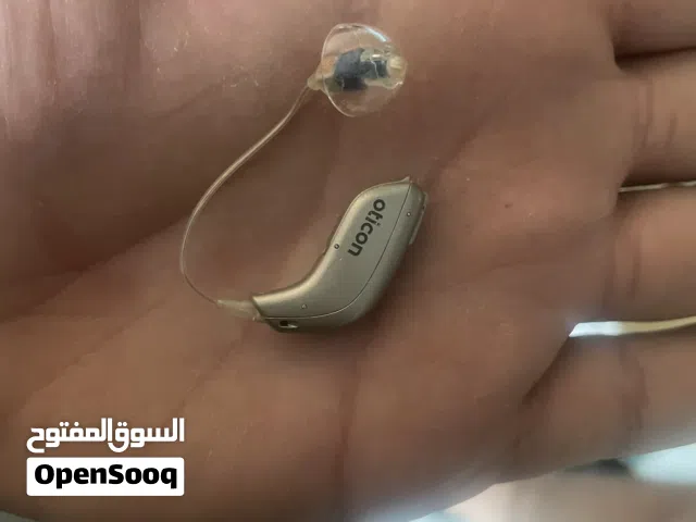سماعة طبيه بحالة لوكاله مش ملبوسه الى شهر سعر شراء 600