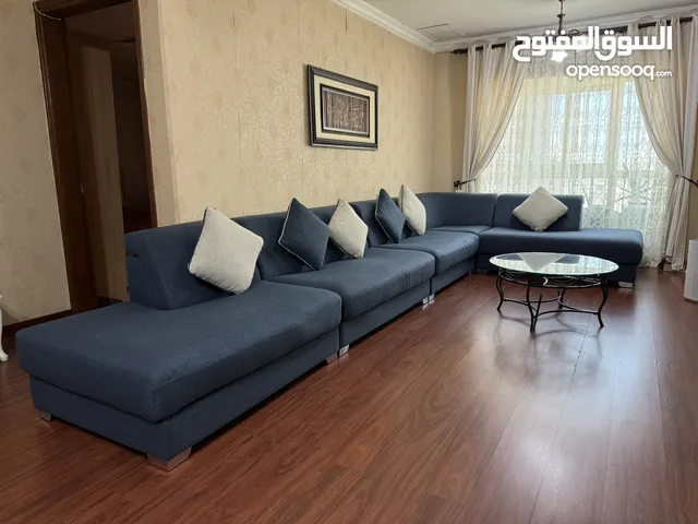 للبيع طقم جلوس (ديوانية) كامل