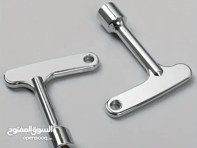 مفاتيح طوارئ مصاعد