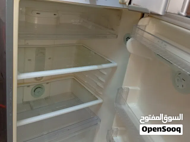 ثلاجة ممتازة LG