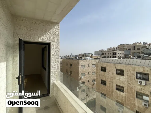 شقة   بمساحة 200م بناء جديد لم تسكن