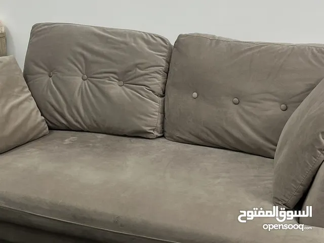 2-Seater Sofa – Excellent Condition!