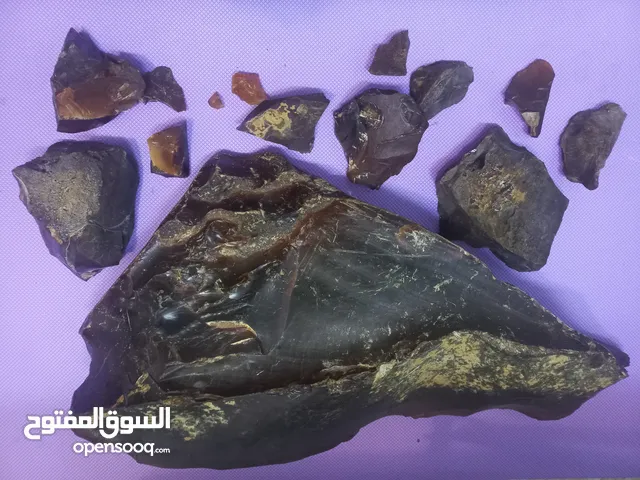 كهرمان قطعة نادره للتواصل 71592991
