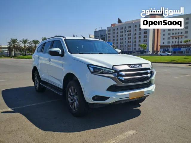 ايسوزو خليجي 2023 تحت الضمان Isuzu MUX