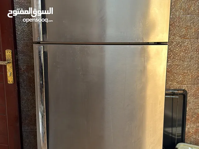 للبيع: ثلاجة + غسالة أوتوماتيك + طباخ بحالة ممتازة