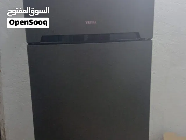 ثلاجة ماركة فستل مستخدمة