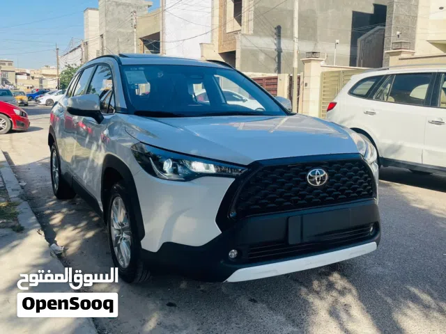 2025 تويوتا كورولا كروس XLE