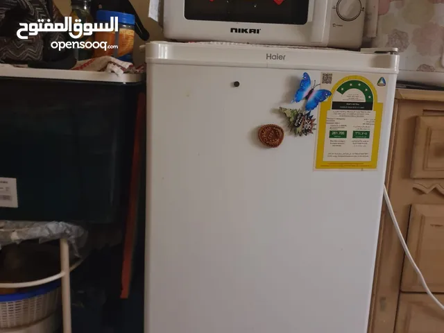 refrigerator and microwave