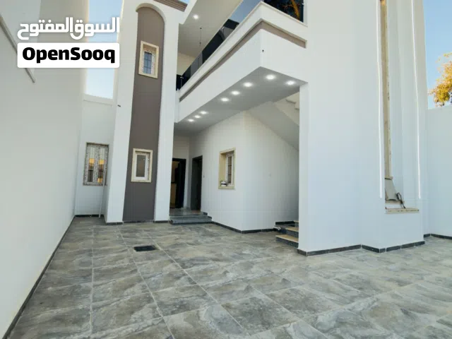 200 m2 3 Bedrooms Townhouse for Sale in Tripoli Khallet Alforjan