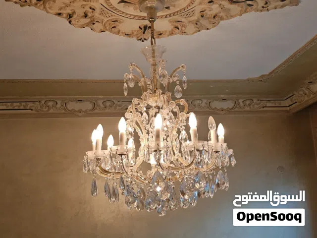 ثريات كريستال سويسرية فخمة بتصميم كلاسيكي راقي