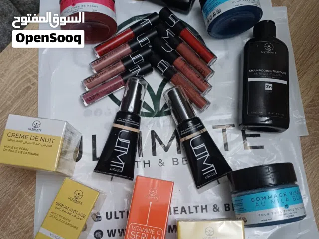 مستحضرات تجميل تخص المكياج البشرة والوجه عموما