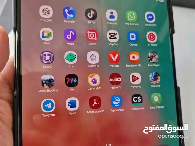 Samsung z fold 5 256 GB 12ram snapdragoهاتف قوي جدا مرحبا بالجميع خوتي لي بغاه مرحبا على رأس و لعين