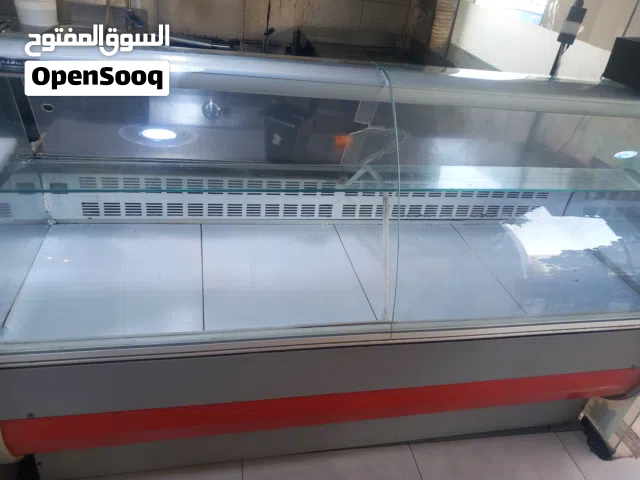 تلاجه للحوم إيطالي