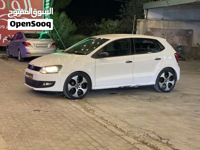 2012, فولكسفاغن, بولو, Standard