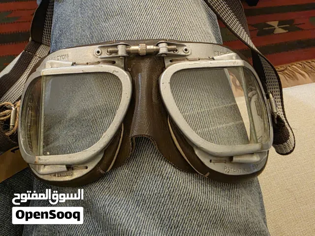 نظارات طيران من الحرب العالمية الثانية بحالة ممتازة