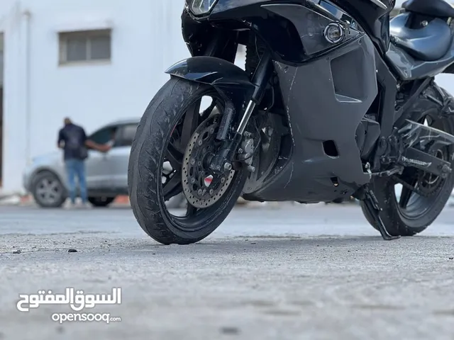 دراجه للبيع بدفعه 5000الاف وشكات الي معني يتواصل عرقم بصلاه عنبي الدراجه شركه ماشيه 7500 كيلو