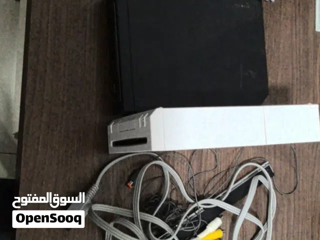 2 Nintendo Wii Consoles ( جهازين Wii )