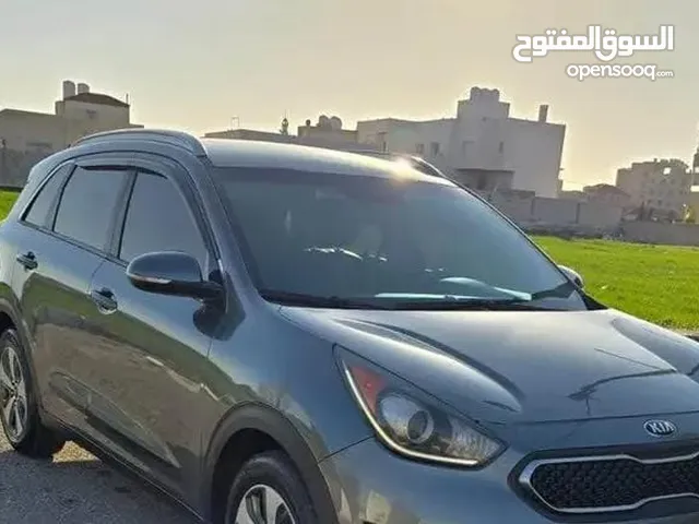 كيا نيرو نظيفة جدا للبيع استعمال شخصي سبب البيع السفر