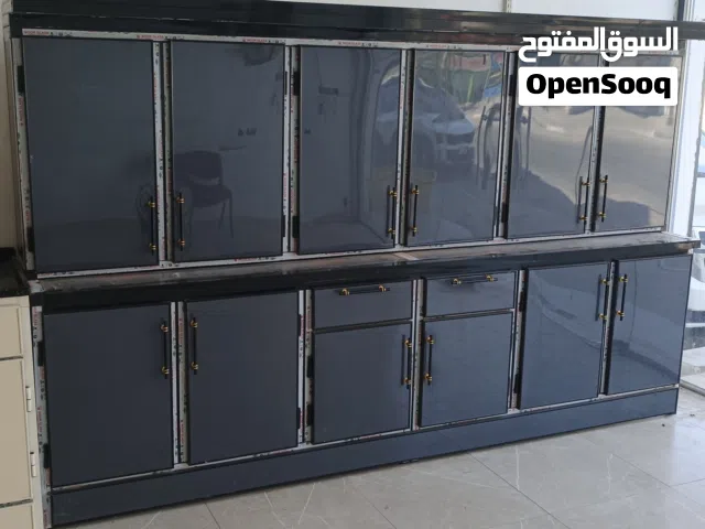 كاونتر 3 متر شغل درجة اولى تفصال تزكام مبطن بواب داخل مبطن رفوف