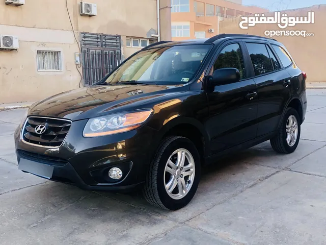 Used Hyundai Santa Fe in Gharyan