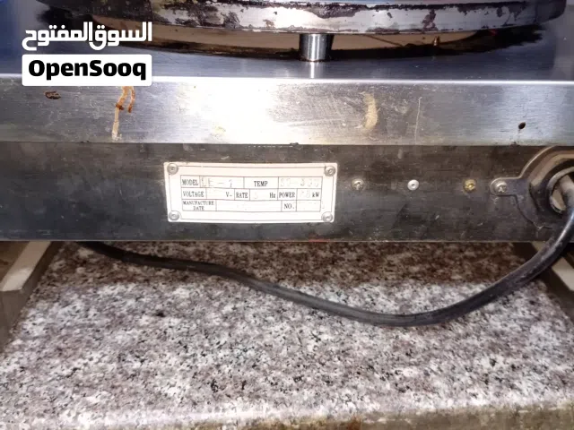 ماكينة كريب ايطالي بحاله ممتازه