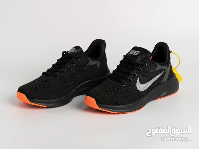 حذاء نايك زوم