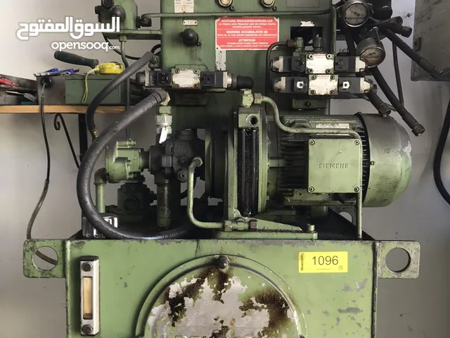 مضخات هيدروليك وارد ألماني وإيطالي مستعمل وجديد  مكابس هيدروليك لأطباق الكرتون  مكابس هيدروليك صناعي