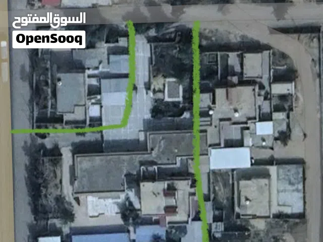 مبني للإيجار من عدة طوابق،  مناسب لإنشاء مدرسة او مصحة او مبني إداري