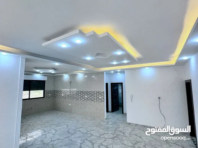 160m2 3 Bedrooms Apartments for Sale in Zarqa Al Zarqa Al Jadeedeh