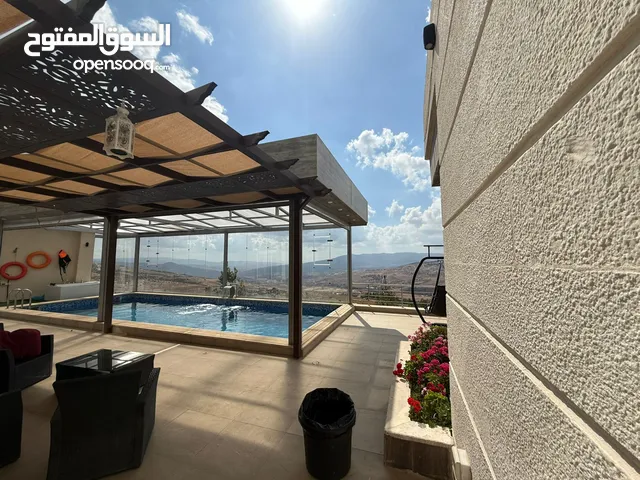 3 Bedrooms Chalet for Rent in Jerash Unaybah