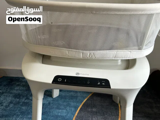 فراش اطفال هزاز 4moms