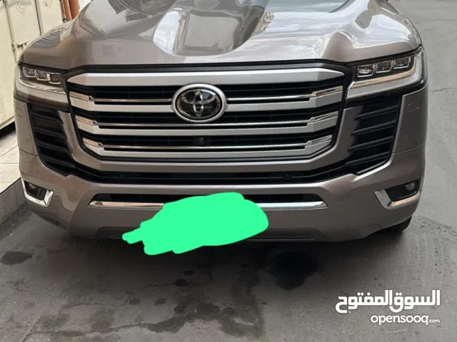 Toyota Land Cruiser 2022 model 84000 km Well maintained and clean