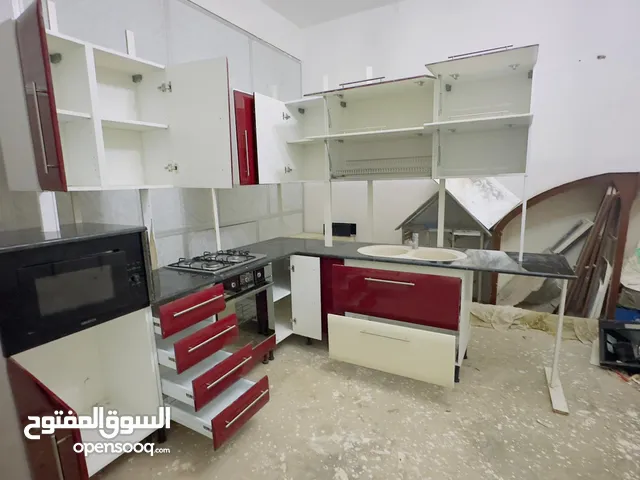 مطبخ ايطالي مستعمل