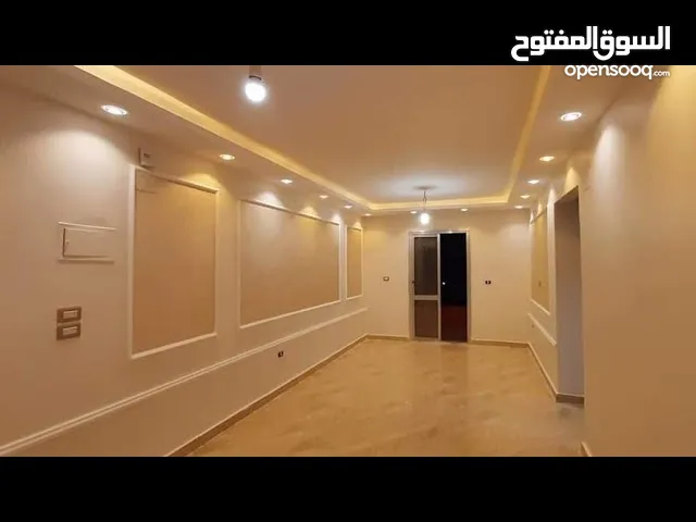 121 m2 3 Bedrooms Apartments for Sale in Cairo New Administrative Capital