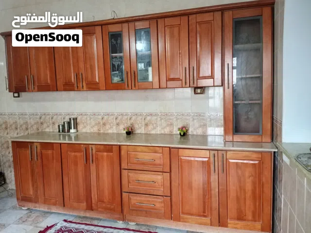 دولاب مطبخ لوح بحاله جيده للبيع المكان طرابلس النوفليين