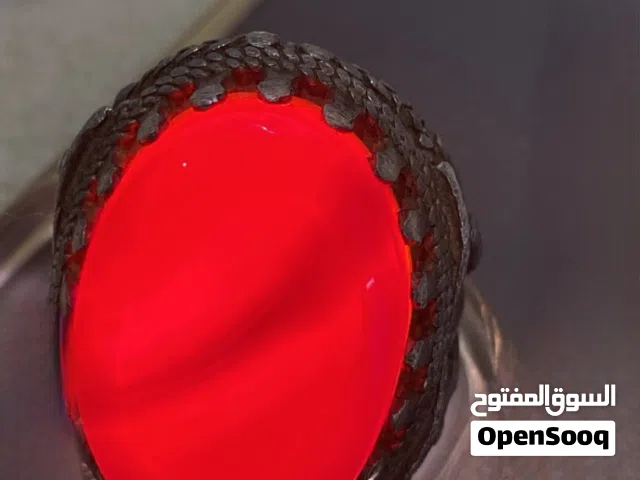للبيع خاتم عقيق يماني فضه يوجد ختم رقم 925