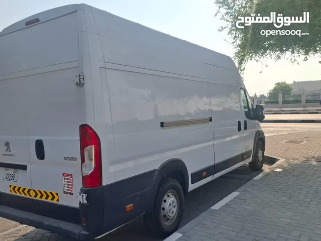 بيجو بوكسر بيع من مالك موديل 2023 في الشارقة مواصفات خليجية