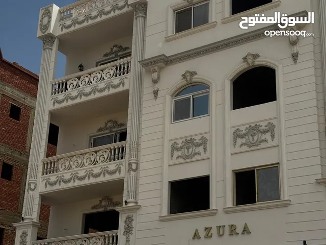 شقة للبيع بجوار بيفرلي هيلز و مزار مول