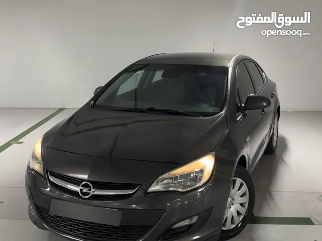 Used Opel Astra in Amman