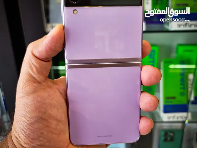 Samsung Galaxy Z Flip3 5G 128 GB in Baghdad