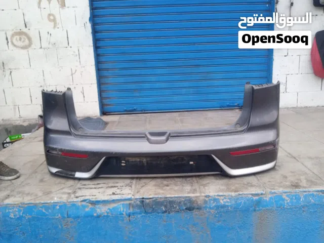 طبون خلفي كيا نيرو 2022 بحاله ممتازه مليان مع جميع القطع والحساسات