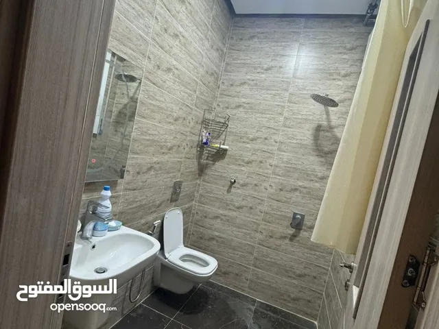 180 m2 4 Bedrooms Apartments for Rent in Benghazi Al-Majouri