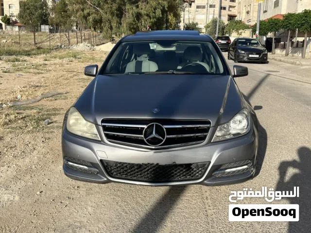 2012 مرسيدس بنز الفئة-C C 180